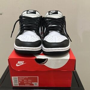Nike Women's Dunk Low Black/White Sneakers